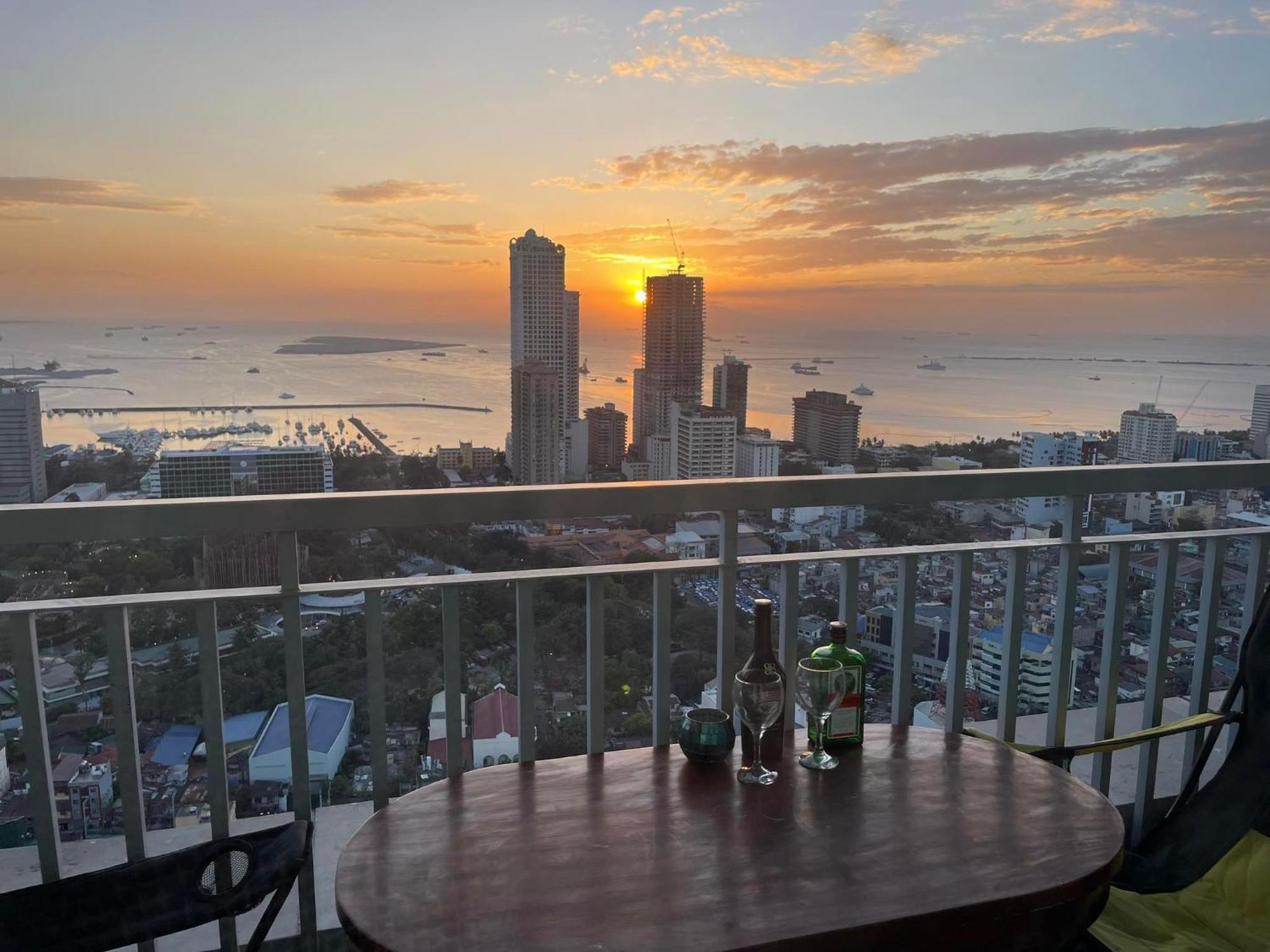 Green Residences Staycation By Pbyy Manila Dış mekan fotoğraf