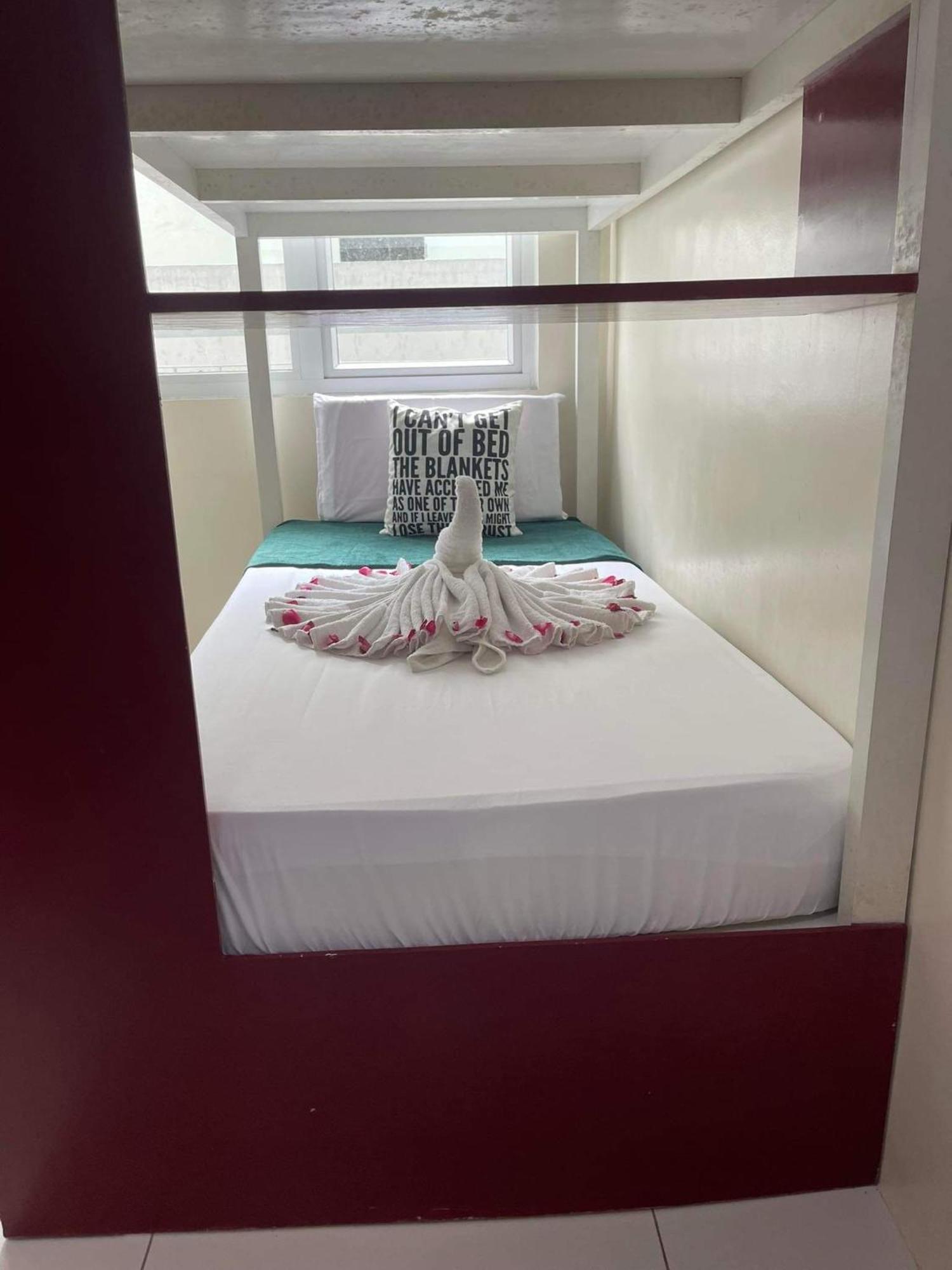 Green Residences Staycation By Pbyy Manila Oda fotoğraf