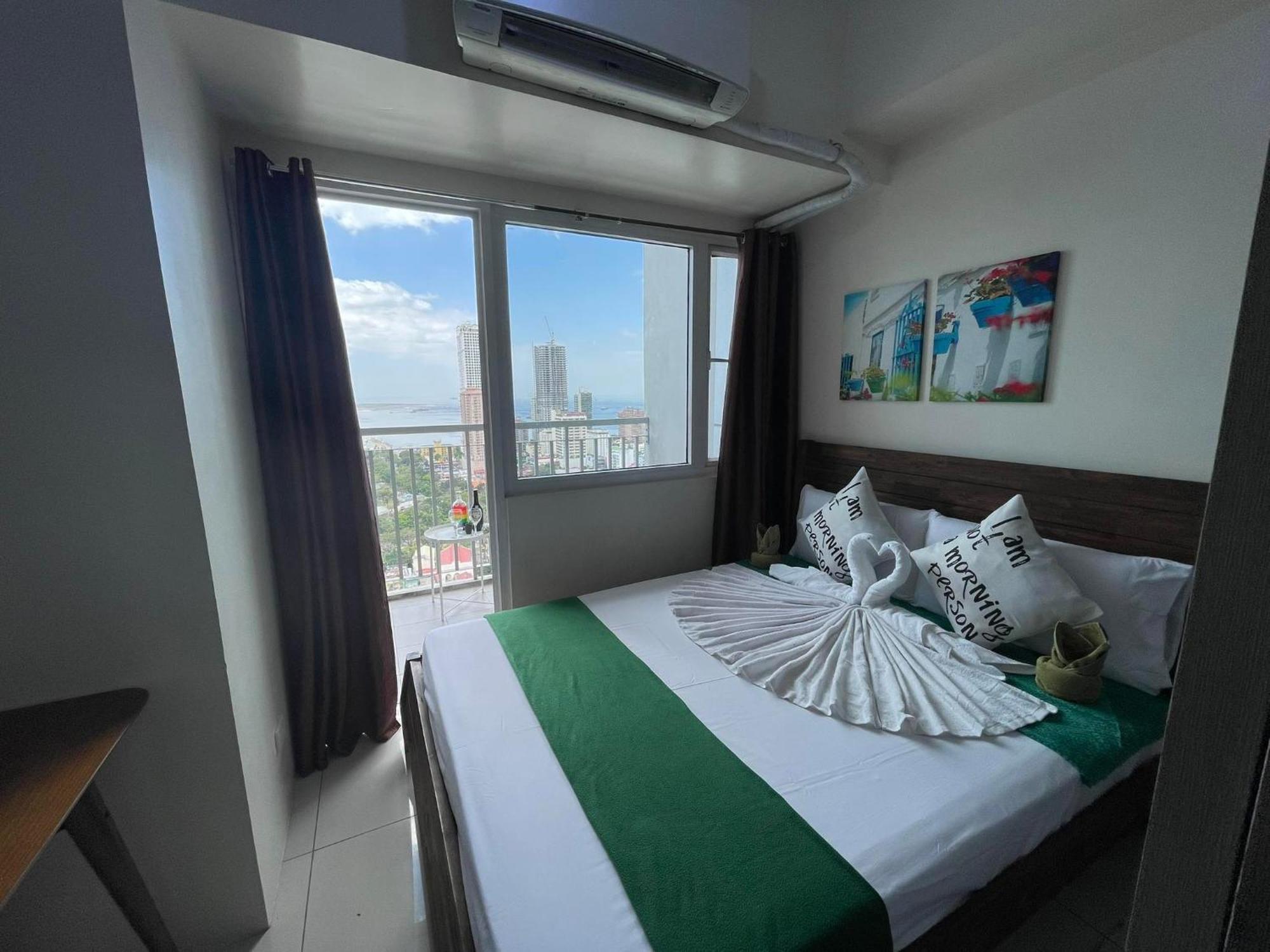 Green Residences Staycation By Pbyy Manila Oda fotoğraf