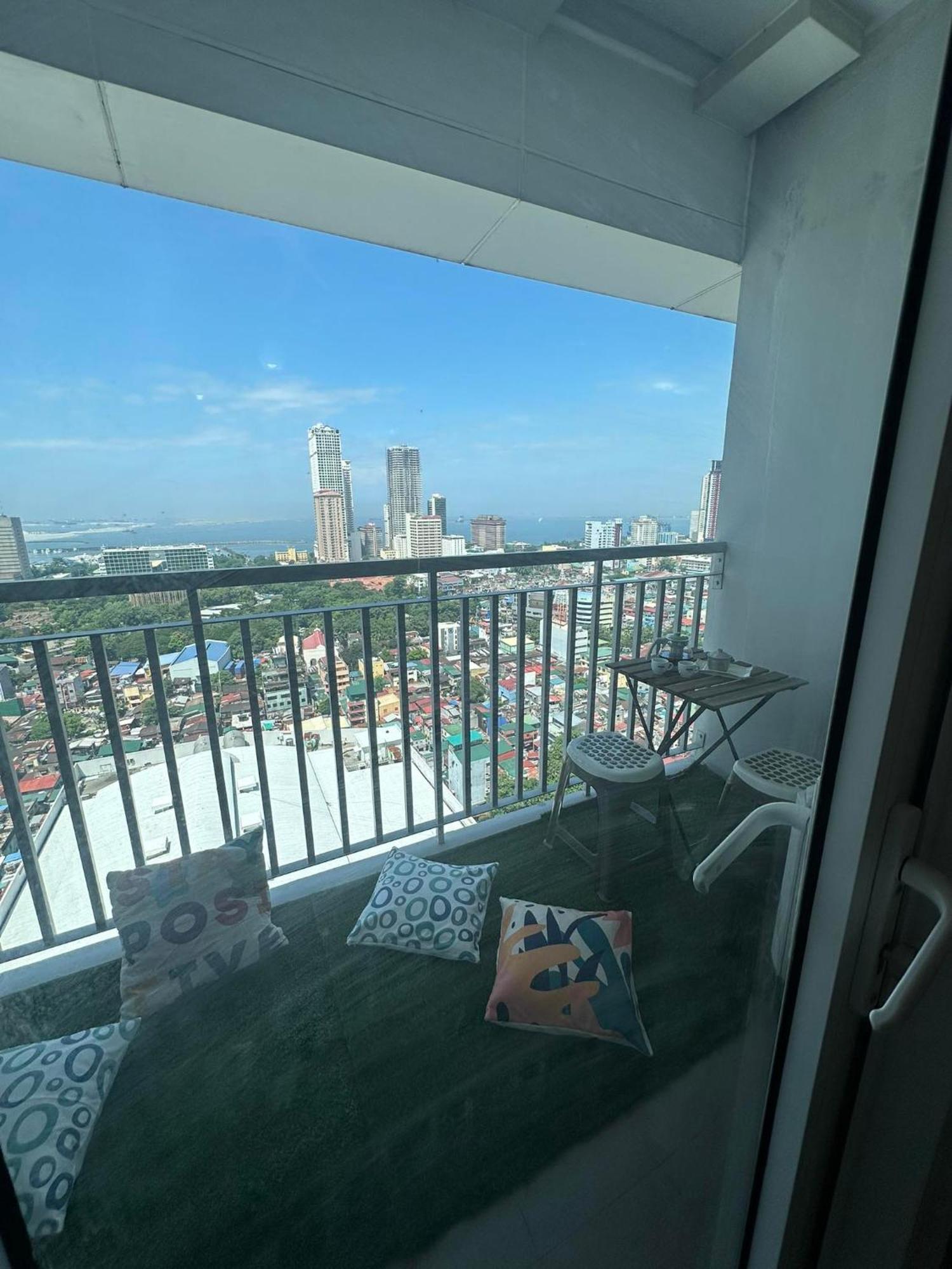 Green Residences Staycation By Pbyy Manila Oda fotoğraf