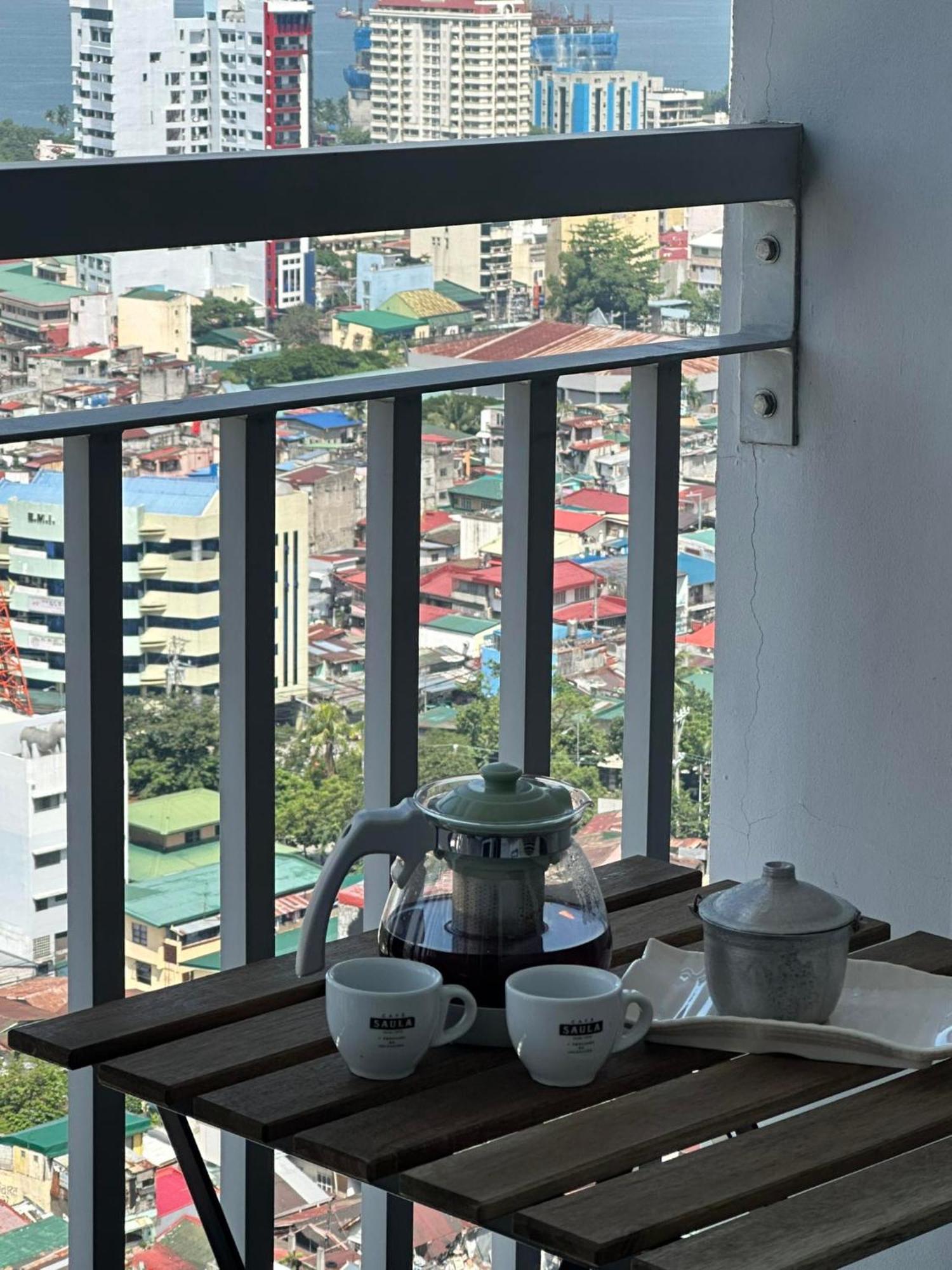 Green Residences Staycation By Pbyy Manila Oda fotoğraf
