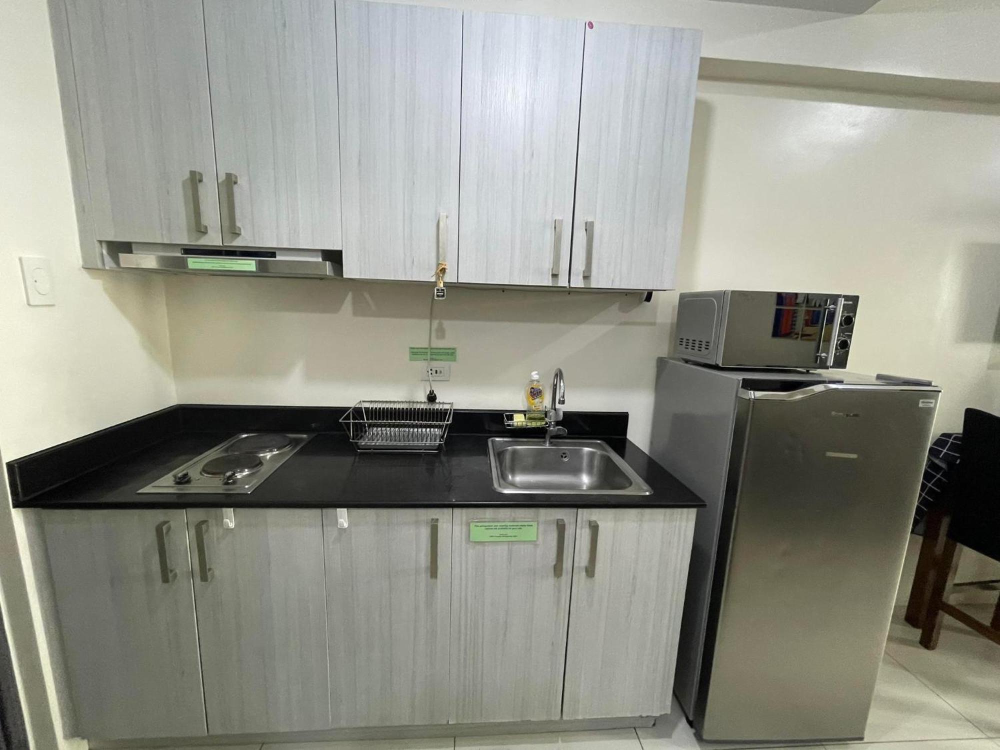Green Residences Staycation By Pbyy Manila Oda fotoğraf