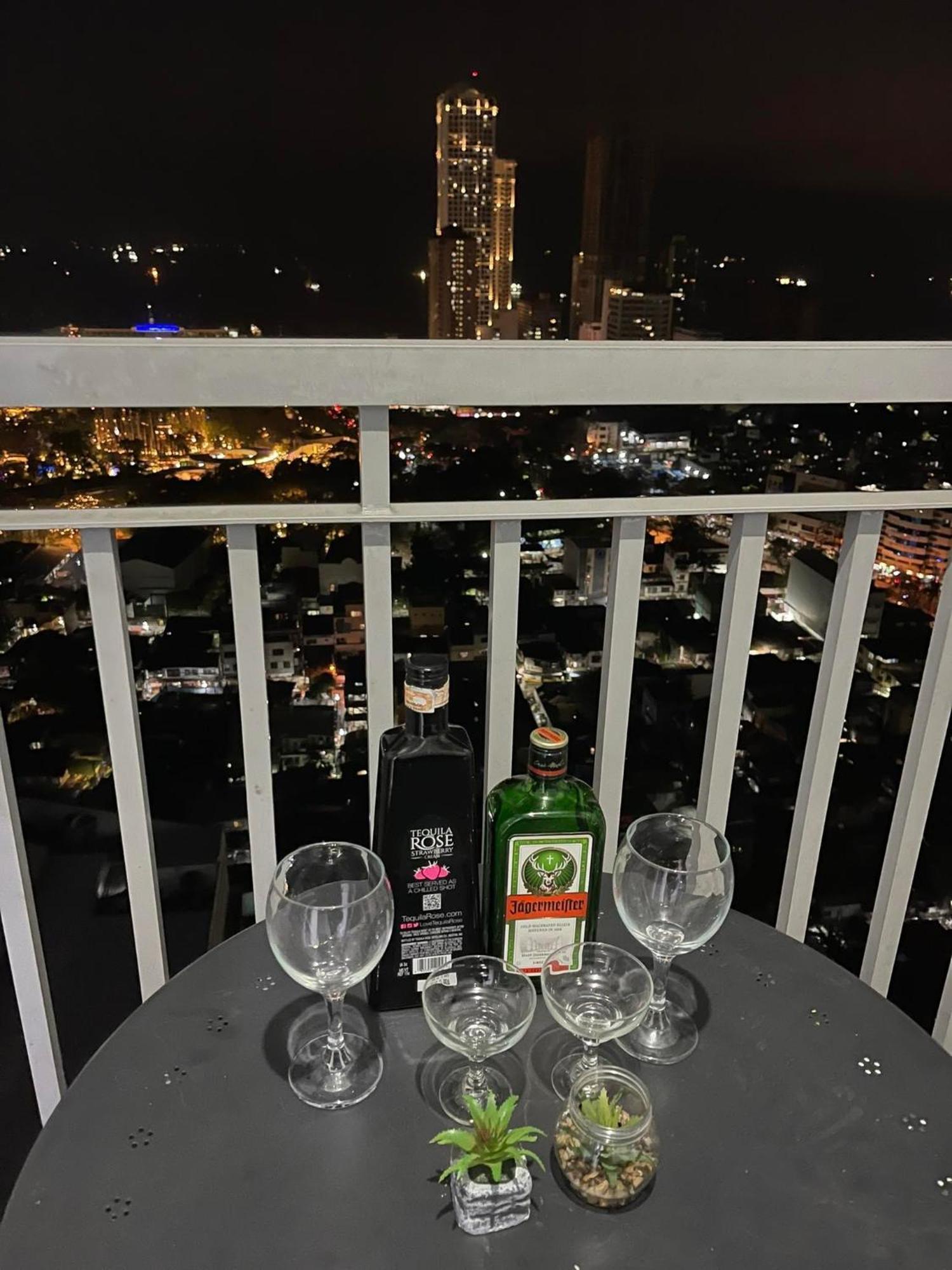 Green Residences Staycation By Pbyy Manila Oda fotoğraf