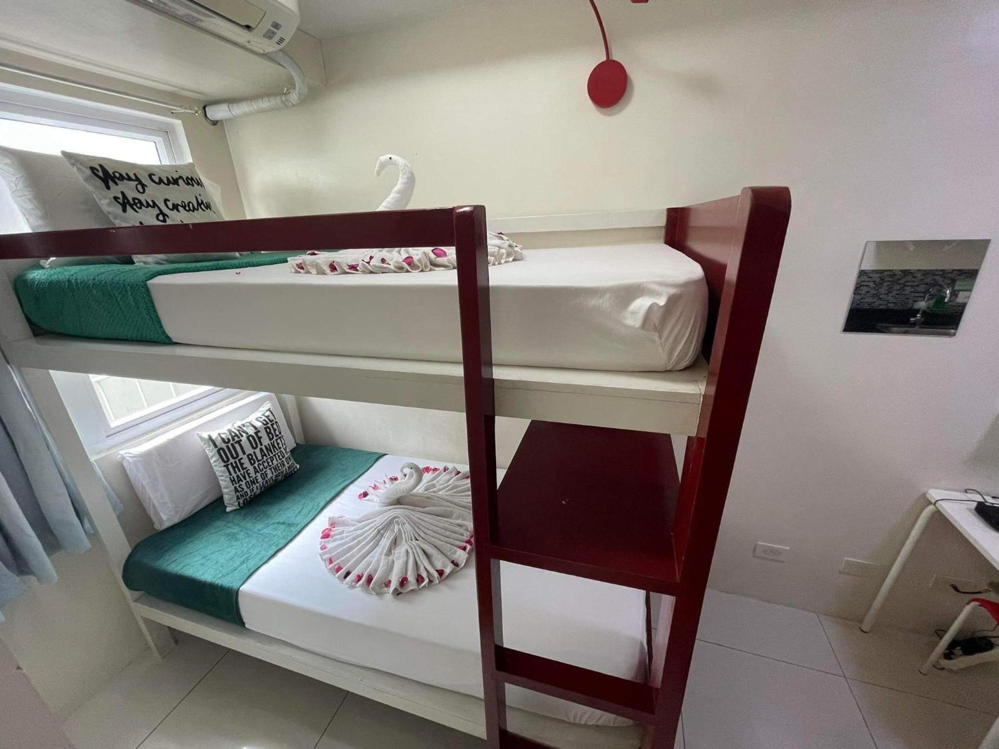 Green Residences Staycation By Pbyy Manila Oda fotoğraf